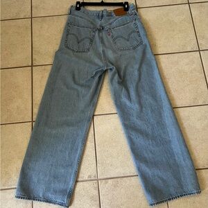 Levi’s high loose jeans